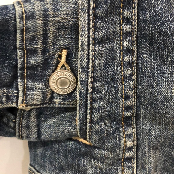Levi’s Vintage Jean Jacket - Picture 4 of 5